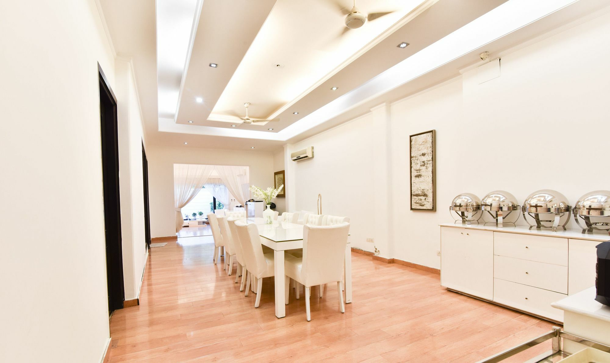 Hotel Treebo Trend The G8 Sector 39 Noida Esterno foto